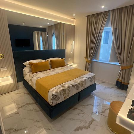 Bed and Breakfast La Lepre Artemide Napoli Esterno foto